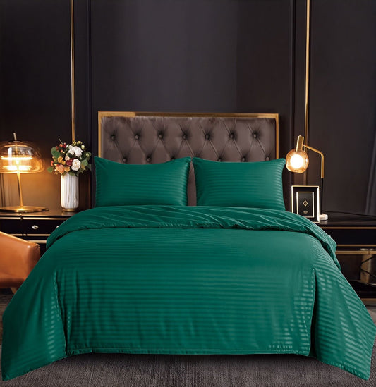 Set Lenjerie de Pat Dublu - Damasc cu Elastic din 4 Piese